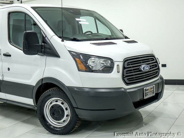 2017 Ford Transit Base