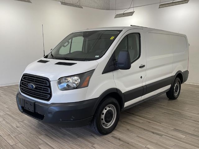 2017 Ford Transit Base