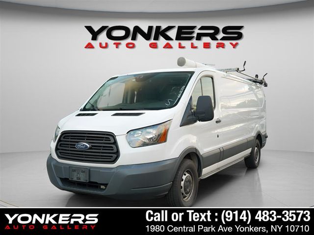 2017 Ford Transit Base