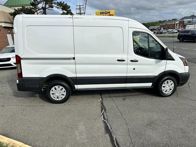 2017 Ford Transit Base