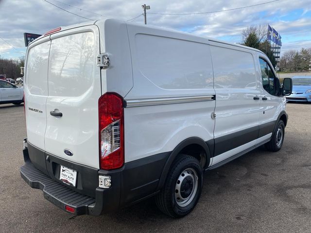 2017 Ford Transit Base