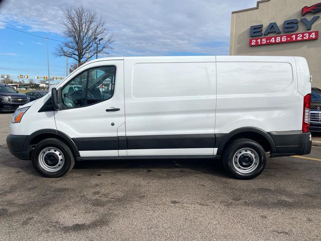 2017 Ford Transit Base