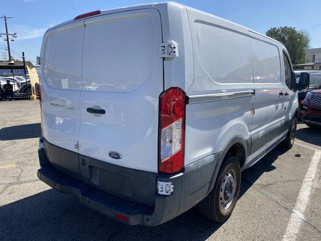 2017 Ford Transit Base