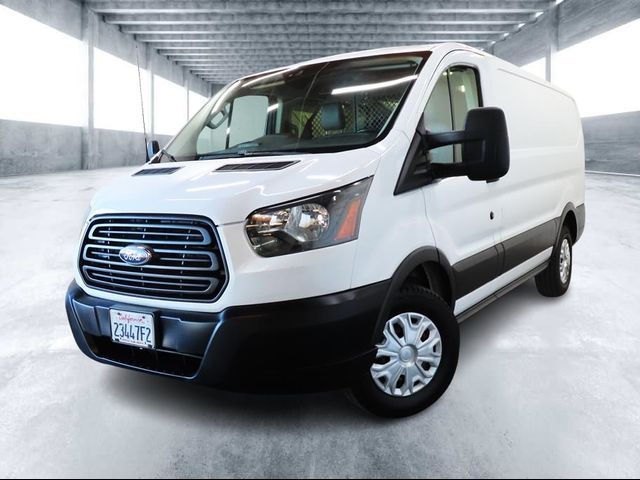 2017 Ford Transit Base