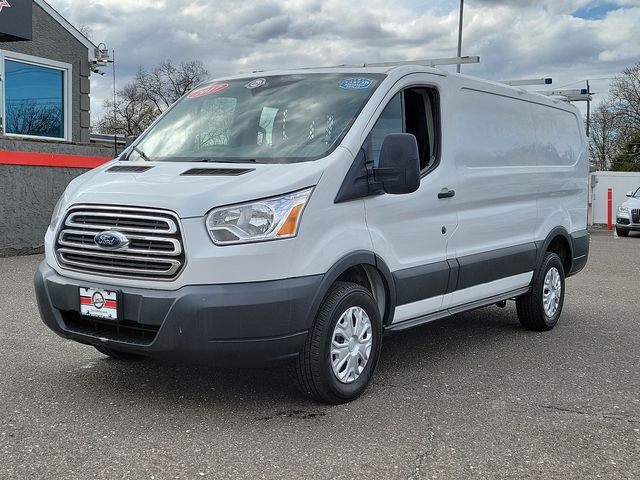 2017 Ford Transit Base