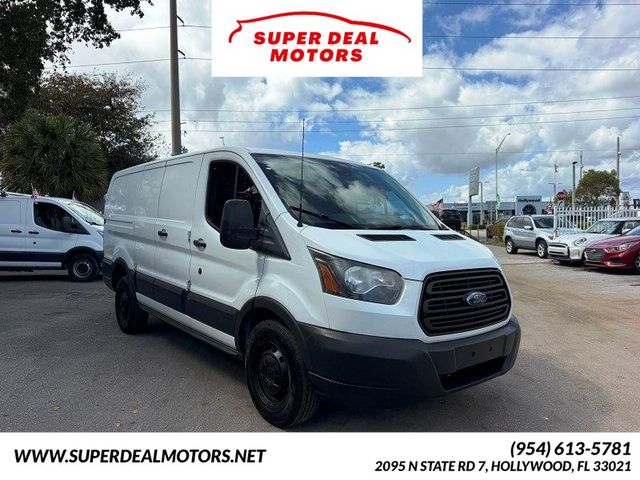 2017 Ford Transit Base