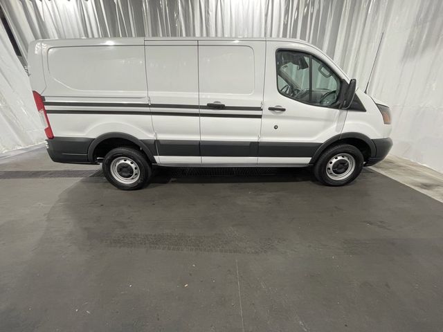 2017 Ford Transit Base