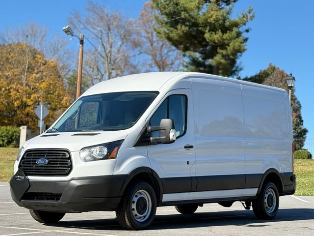 2017 Ford Transit Base