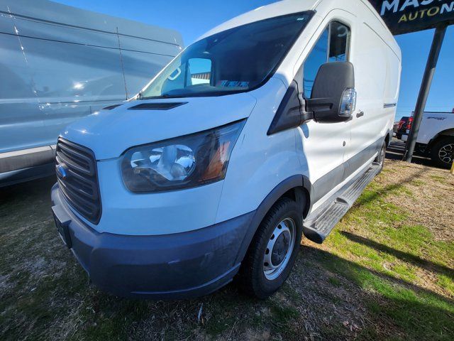 2017 Ford Transit Base