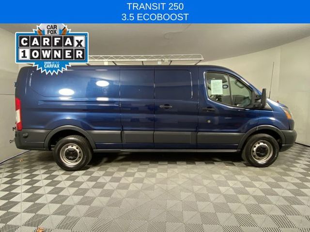 2017 Ford Transit Base