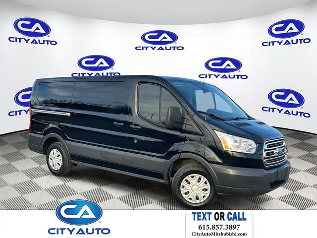 2017 Ford Transit Base