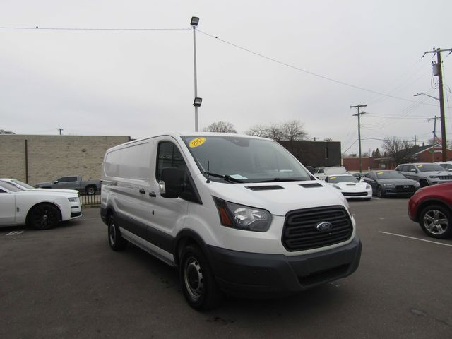 2017 Ford Transit Base