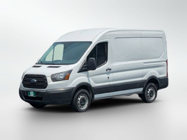 2017 Ford Transit Base