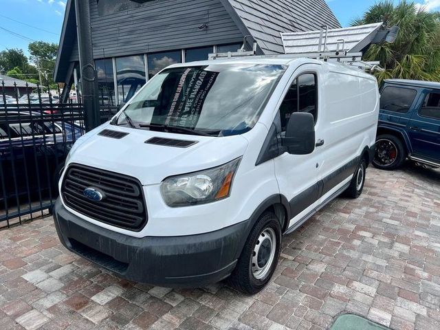 2017 Ford Transit Base