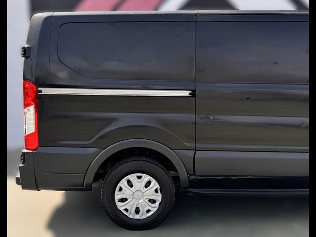 2017 Ford Transit Base