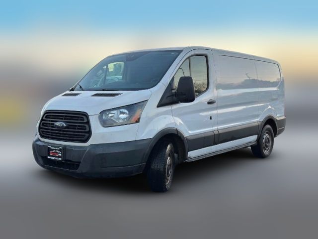 2017 Ford Transit Base