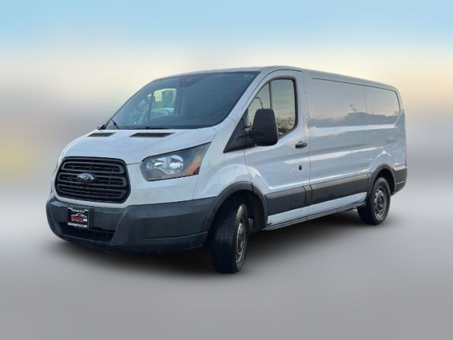 2017 Ford Transit Base