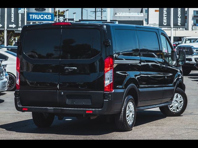 2017 Ford Transit Base