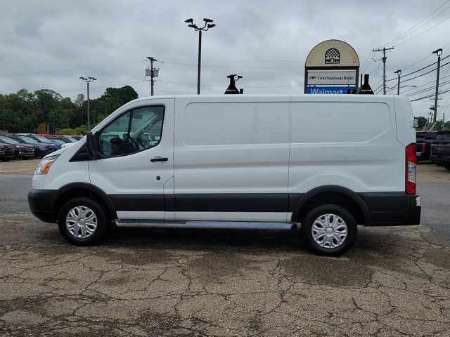 2017 Ford Transit Base