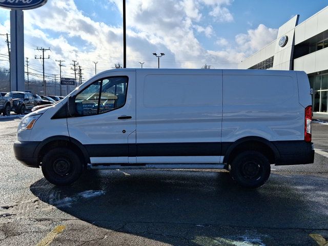 2017 Ford Transit Base