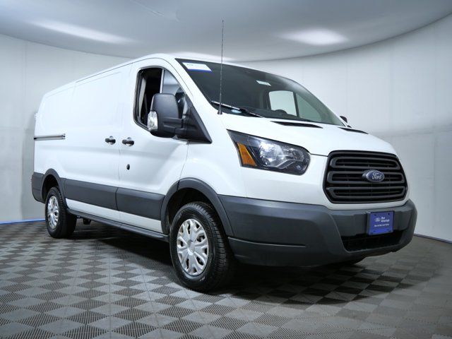 2017 Ford Transit Base