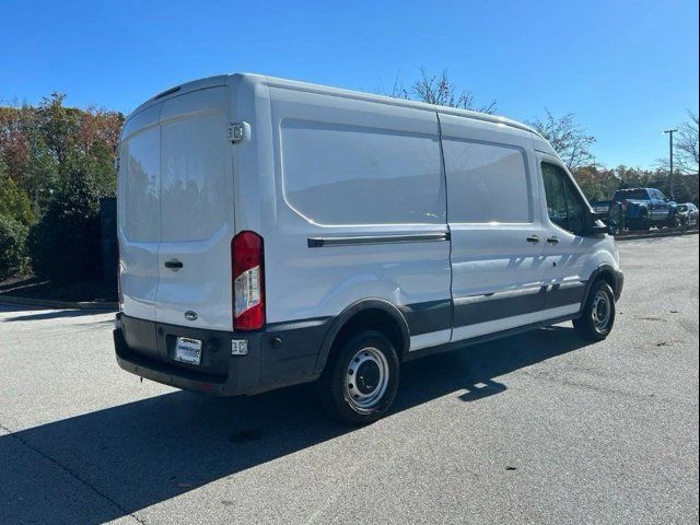 2017 Ford Transit Base