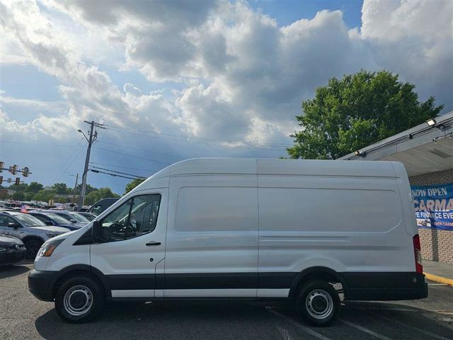 2017 Ford Transit Base