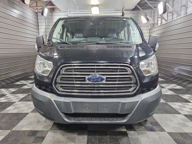 2017 Ford Transit XLT