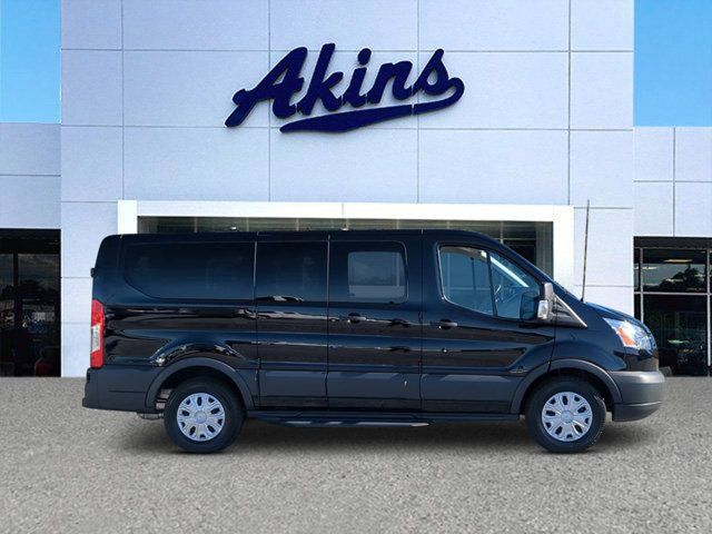 2017 Ford Transit XLT