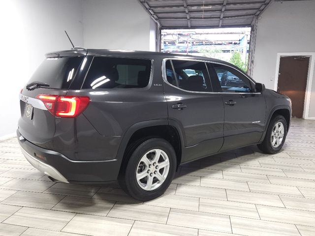 2017 GMC Acadia SLE