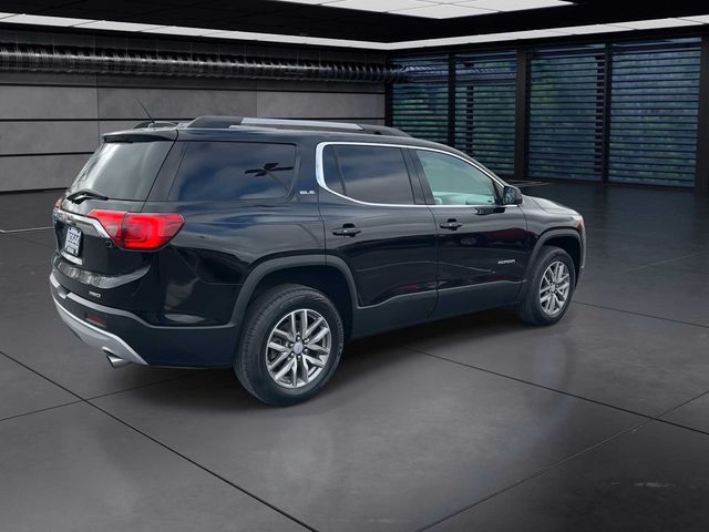 2017 GMC Acadia SLE