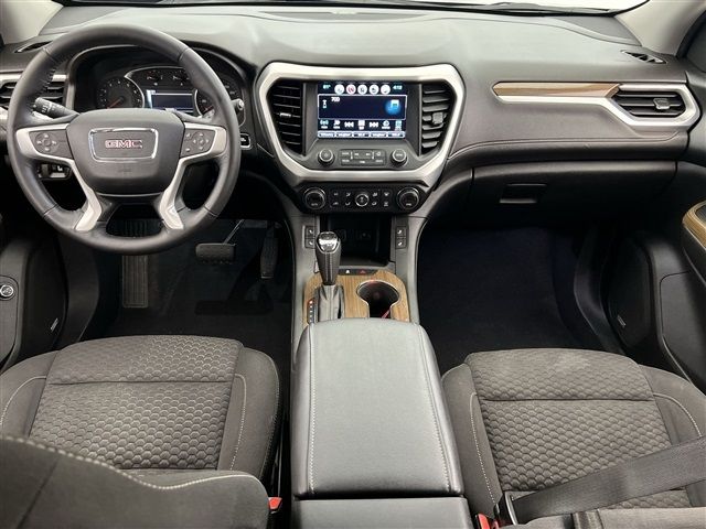 2017 GMC Acadia SLE