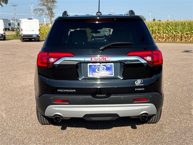 2017 GMC Acadia SLE