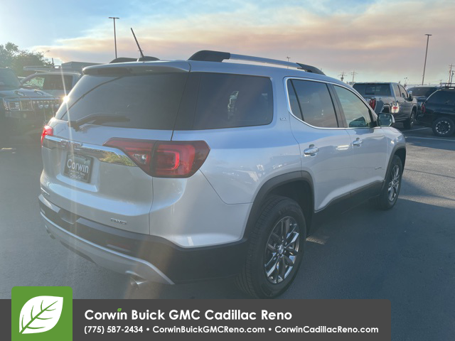 2017 GMC Acadia SLT