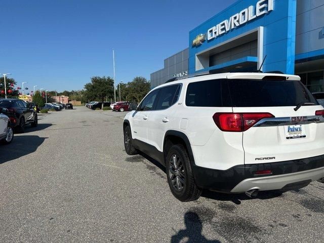 2017 GMC Acadia SLT