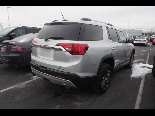 2017 GMC Acadia SLT