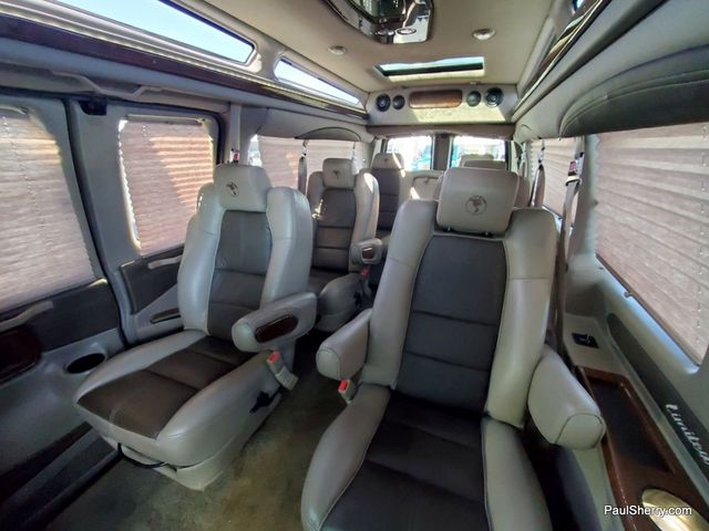 2017 GMC Savana Base