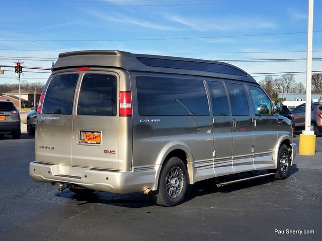 2017 GMC Savana Base