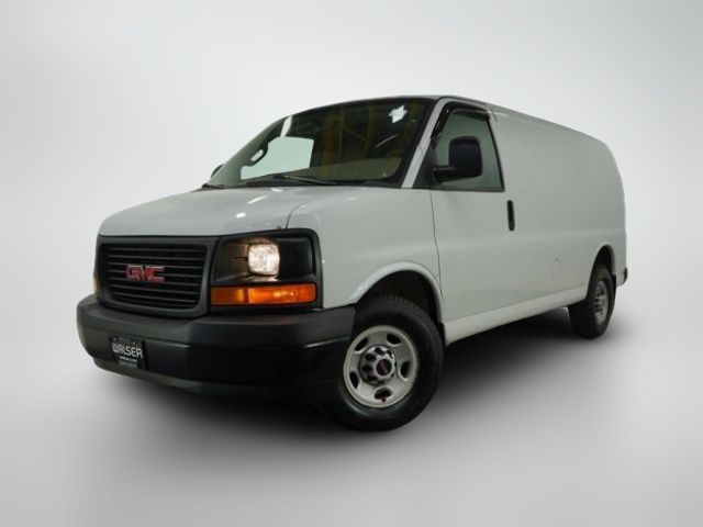 2017 GMC Savana Base