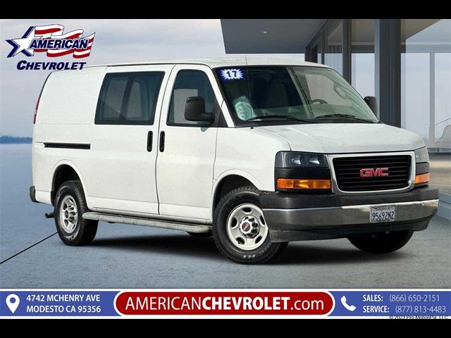 2017 GMC Savana Base