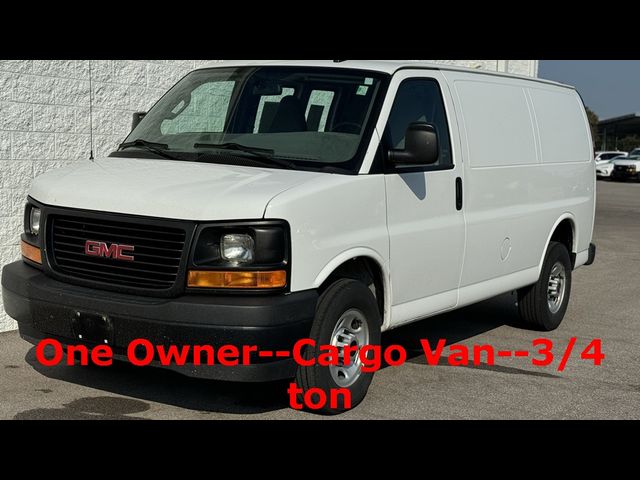 2017 GMC Savana Base