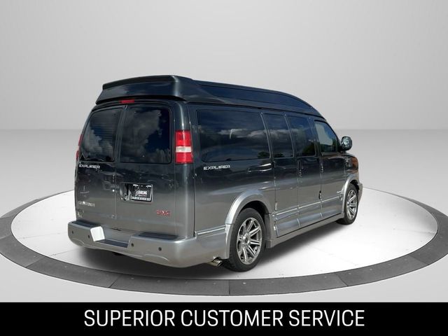 2017 GMC Savana Base