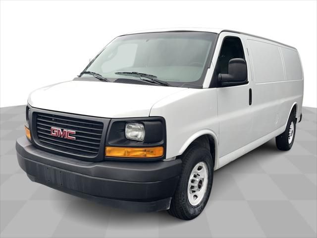 2017 GMC Savana Base