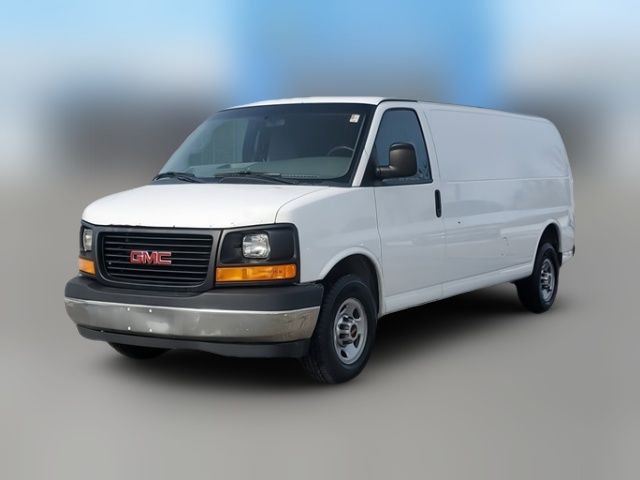 2017 GMC Savana Base