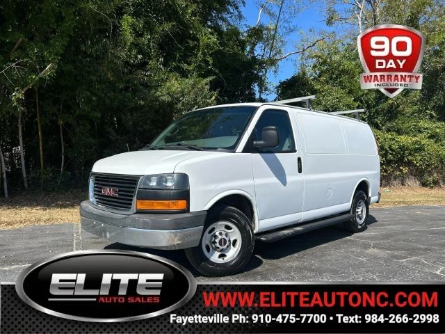 2017 GMC Savana Base