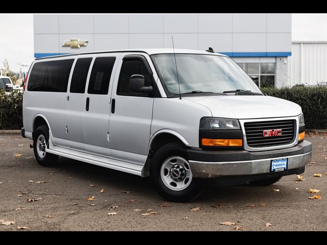 2017 GMC Savana LT