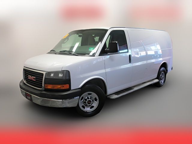 2017 GMC Savana Base