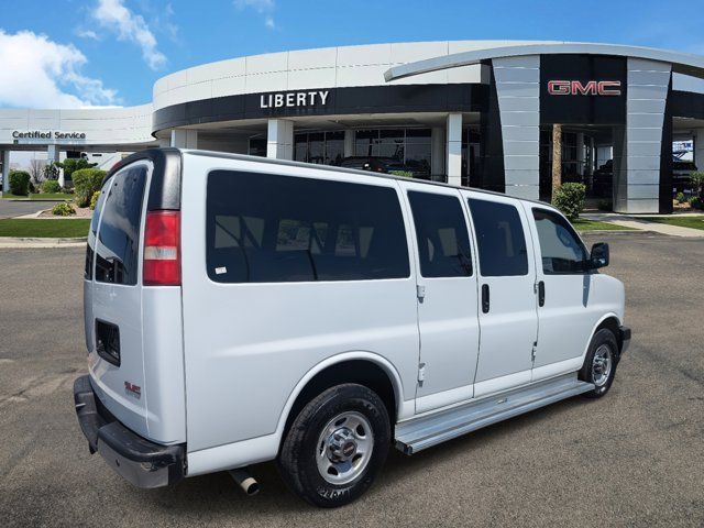 2017 GMC Savana LT