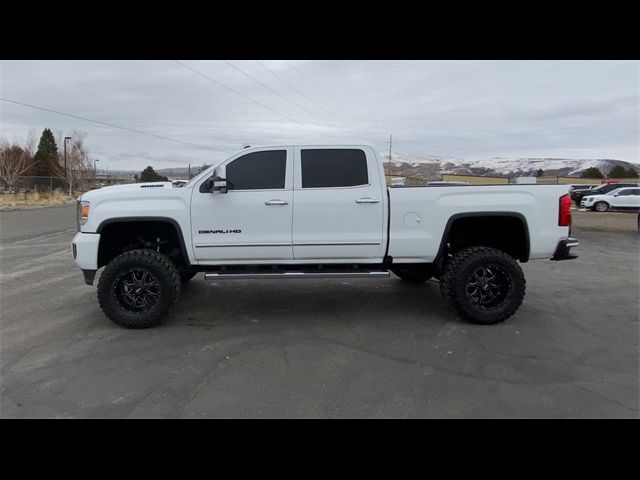 2017 GMC Sierra 2500HD Denali