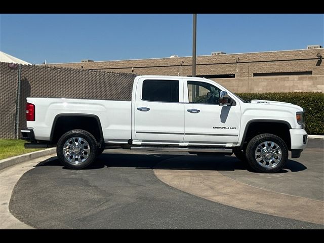 2017 GMC Sierra 2500HD Denali